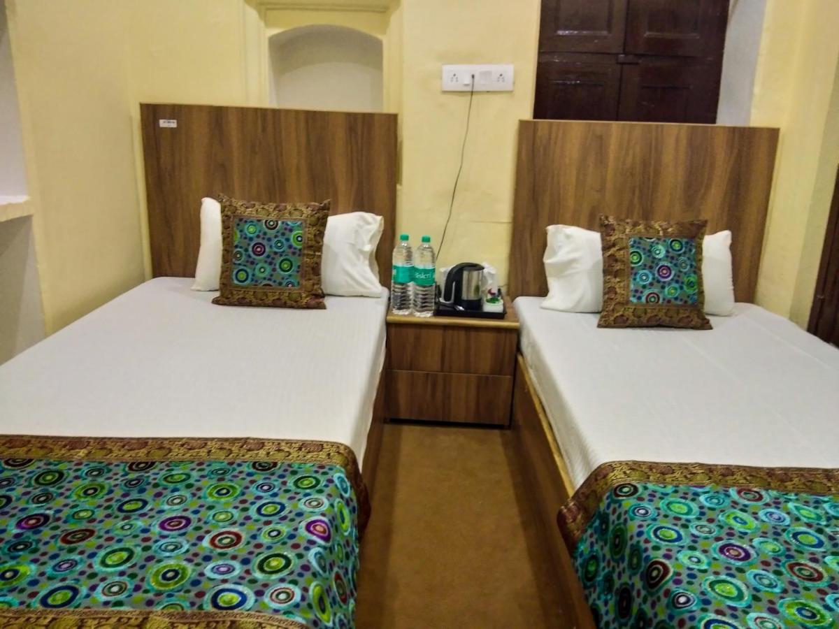 Ajay Guest House Varanasi Exteriör bild