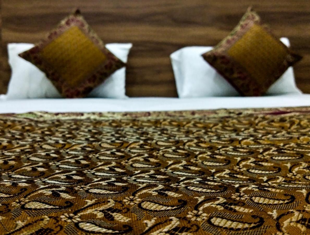 Ajay Guest House Varanasi Exteriör bild