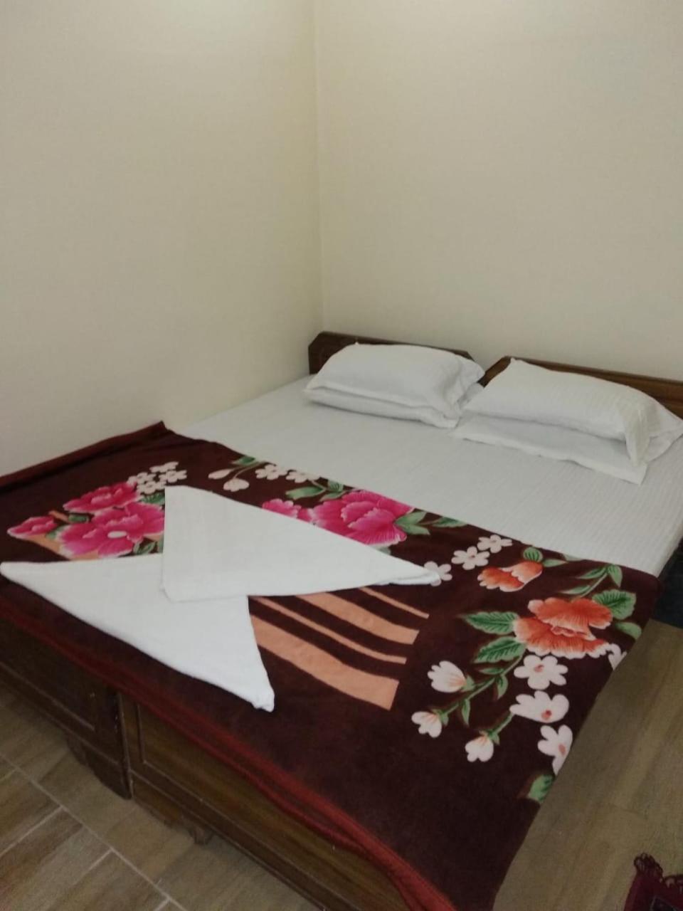 Ajay Guest House Varanasi Exteriör bild